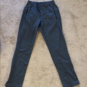 🔥 LULULEMON GRAY JOGGERS 🔥